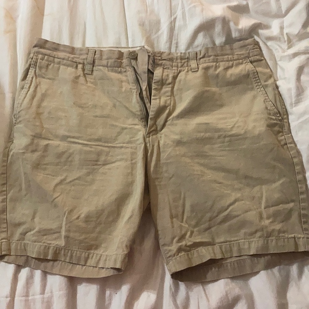 Khaki shorts